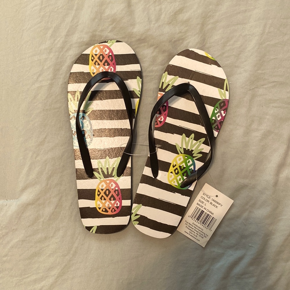 BRAND NEW!!!